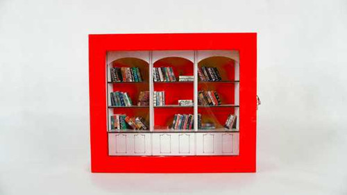 کتابخونه مینیاتوری قرمز